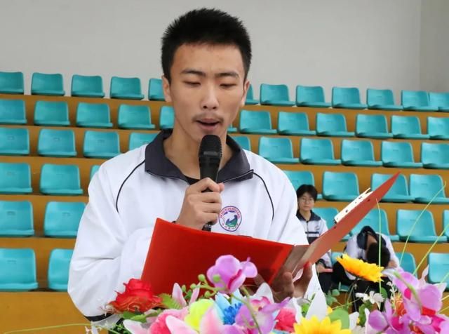 忻州一中新校区在哪里(忻州一中校服是在哪里做的)