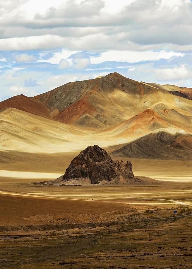 包含火山带在哪里的词条