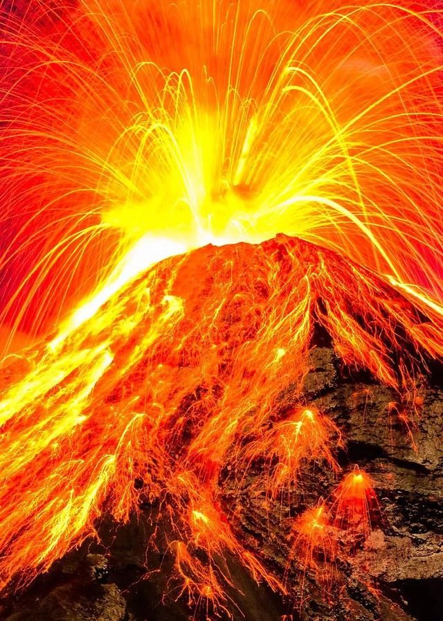 包含火山带在哪里的词条