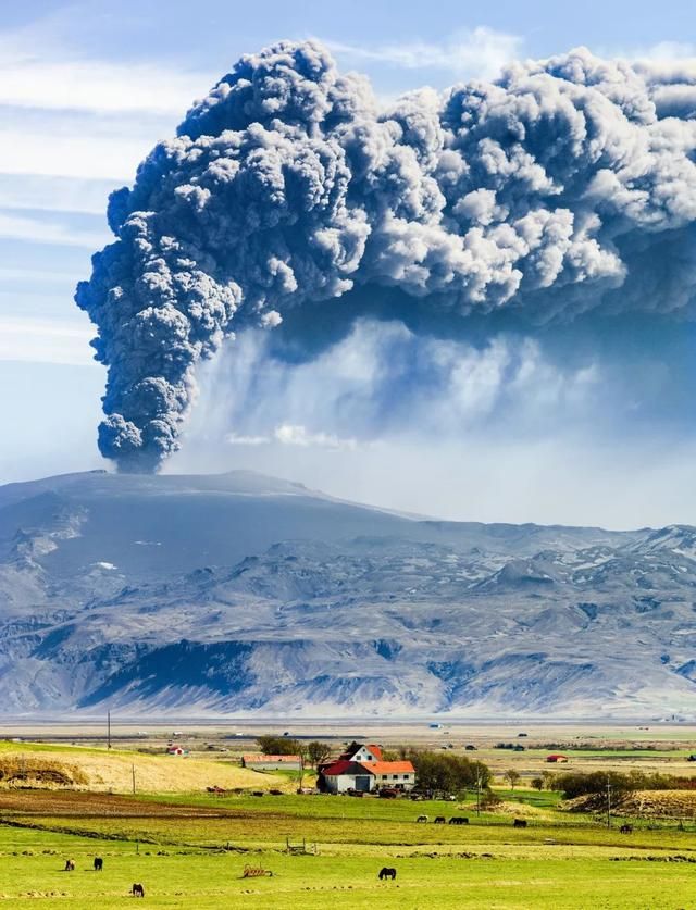 包含火山带在哪里的词条