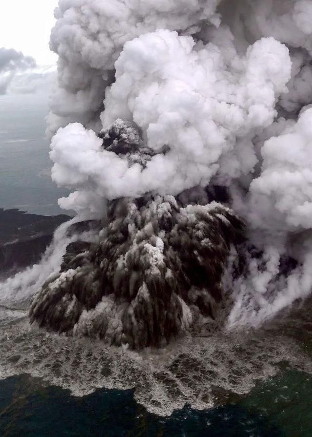 包含火山带在哪里的词条