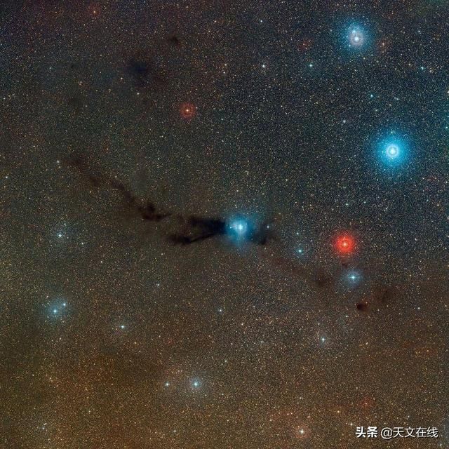 小恒星在哪里(恒星家园地址在哪里)