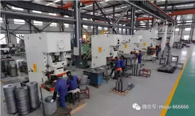 冲压模具分类(冲压模具分类有哪些)