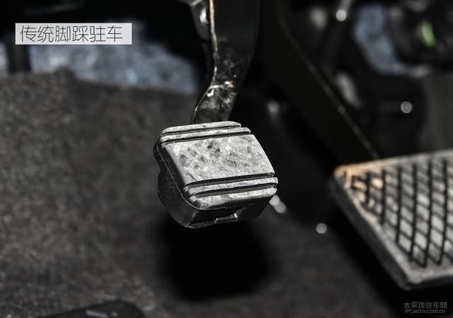 奥德赛的手刹在哪里(09款奥德赛手刹在哪里)
