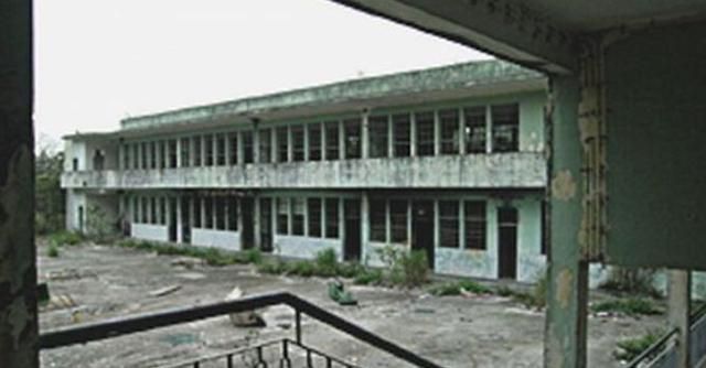 学校集体照诡异在哪(日本集体照诡异在哪里)