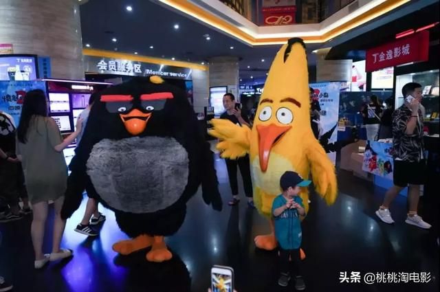 炫舞秘密好友动作在哪(炫舞秘密好友接吻)