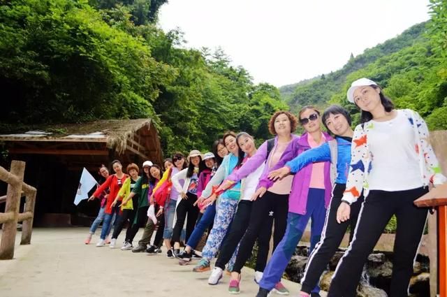 仁吉喜目谷在哪里(仁吉喜目谷景区官网)