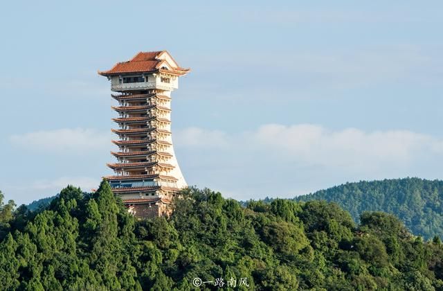 广元武则天故居在哪里(广元武则天故里)