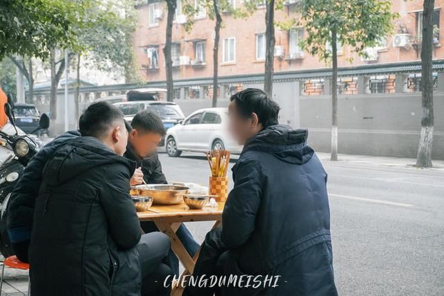 成都市草市街属于哪个区(成都市草市街165号)
