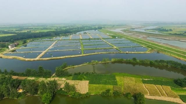 洞庭湖在哪里(洞庭湖形容词)