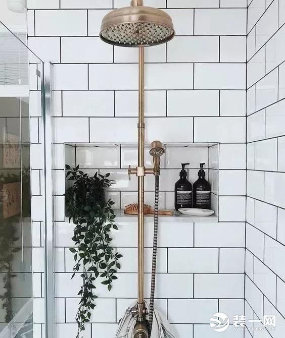 热水器排水口在哪里(热水器排水孔漏水怎么办)