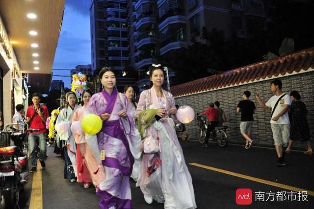 喜鹊桥在哪里(喜鹊的家住在哪里)