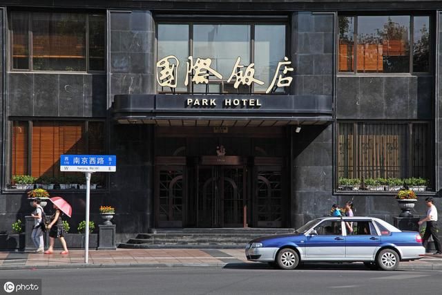 南京路小吃街在哪里(南京路步行街)