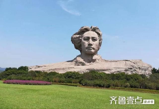 橘子洲头在哪里(橘子洲头在哪里坐观光车)