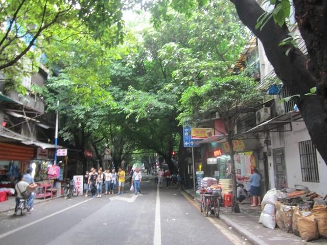 广州有名小吃街在哪里(广州夜市小吃街在哪里)