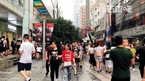 上海吴江路美食街在哪(吴江路美食街推荐)