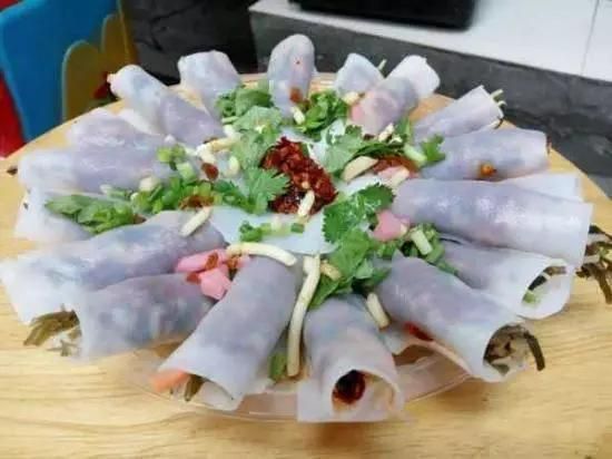 镇宁小吃街在哪里(镇宁小吃街在哪个位置)
