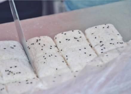 镇宁小吃街在哪里(镇宁小吃街在哪个位置)