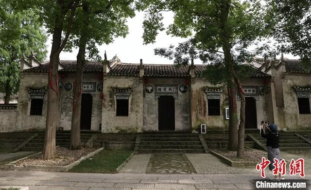洪湖赤卫队在哪个省(洪湖赤卫队是哪个年代的)