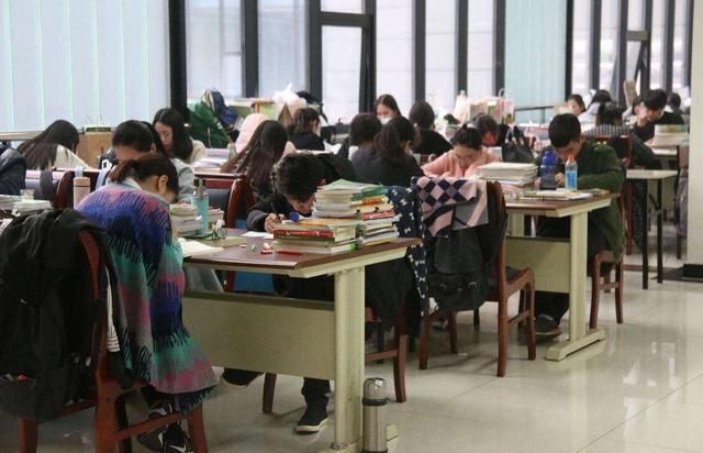 关于明年考研会更难吗的信息