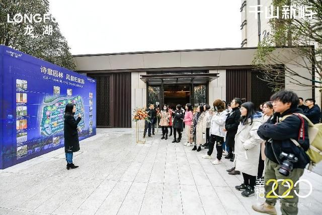 重庆千山在哪(千山什么飞绝)