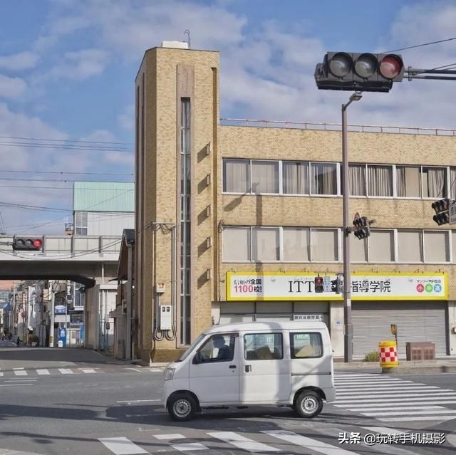 调色在哪(调色在哪种环境下最准)
