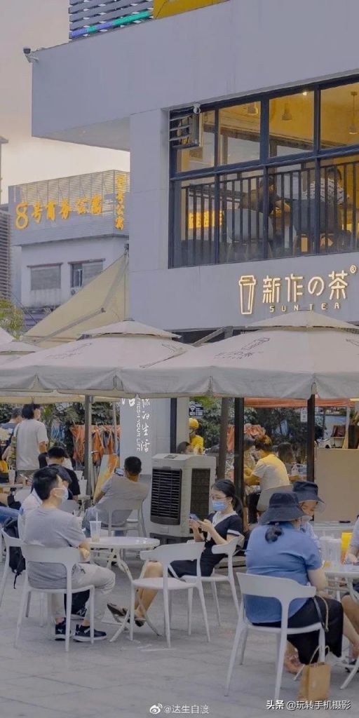 调色在哪(调色在哪种环境下最准)