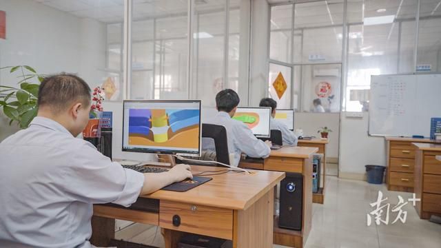 重庆奥阳模具制造有限公司(重庆德运模具制造有限公司)
