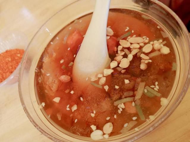 织金美食一条街在哪里(西安美食一条街在哪里)