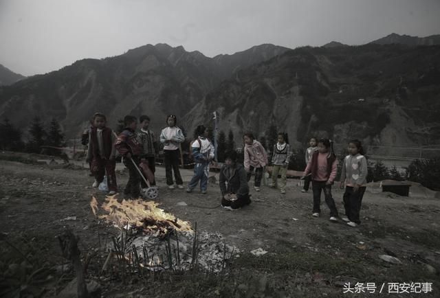 死者在哪(死者在幻夜中醒来)
