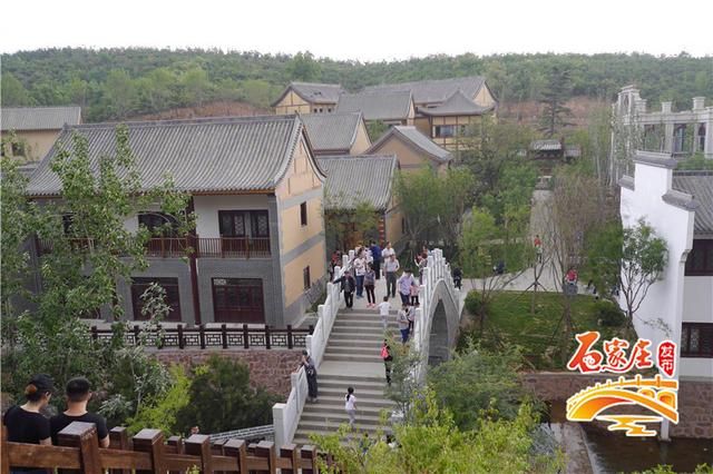 得明古镇在哪里(德明古镇在哪)