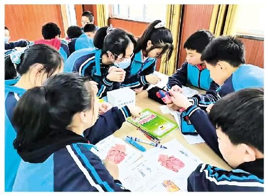 重庆市第十九中学(重庆市第十九届六中会议精神全文)