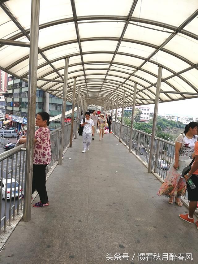 塘厦步行街在哪里(东莞塘厦步行街)