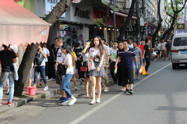 包含宝华路在哪里的词条