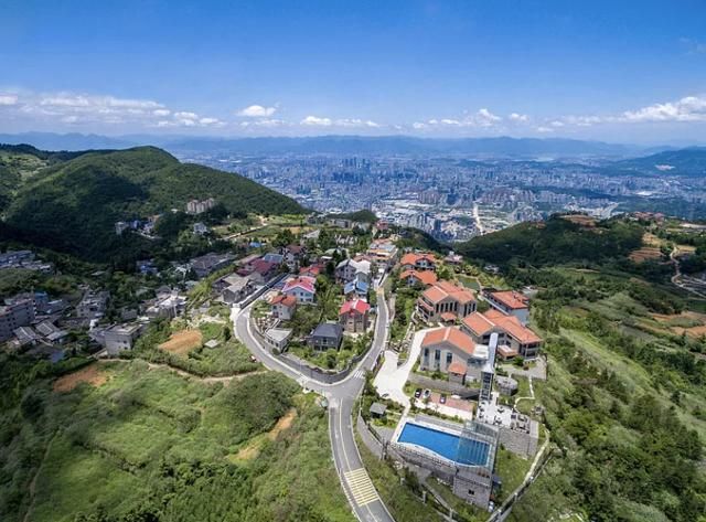 在哪里旅游啊(旅游跟拍在哪里找)