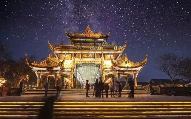 在哪里旅游啊(旅游跟拍在哪里找)