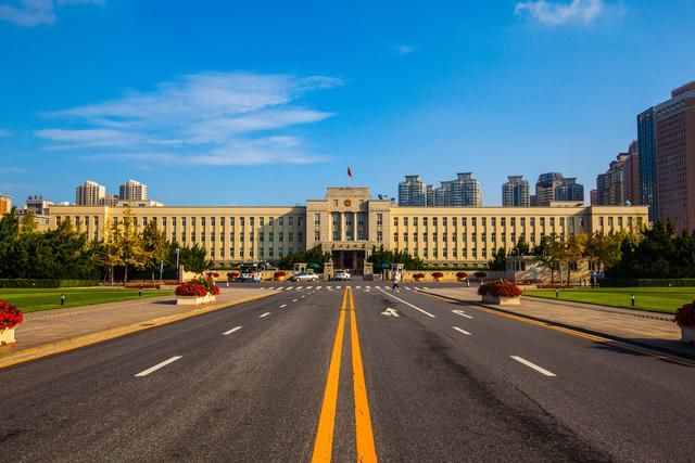 大连人民广场在哪个区(大连人民广场图片)