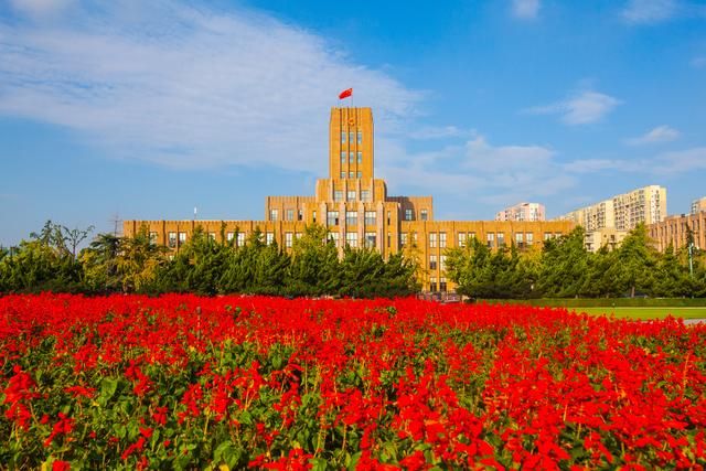 大连人民广场在哪个区(大连人民广场图片)