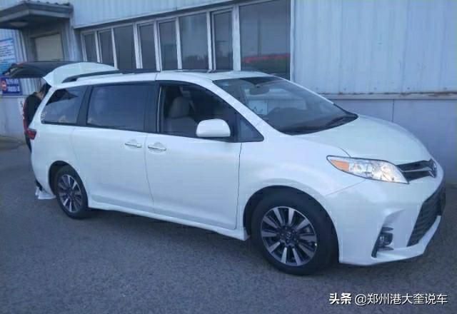 丰田塞纳防盗螺丝在哪(丰田塞纳防盗螺丝套筒放在哪)