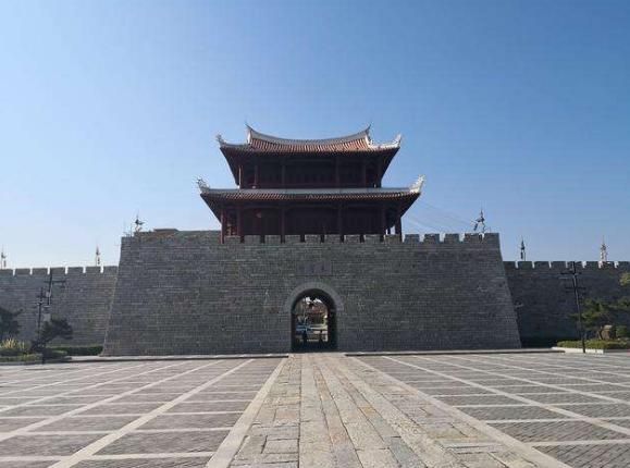 石狮好玩的地方在哪里(石狮海边哪里好玩的地方)