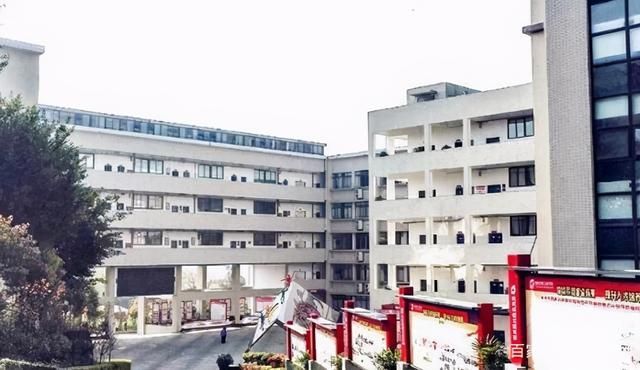 重庆职高有哪些学校(重庆职高学校有哪些比较好)