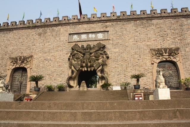 重庆二日游旅行社(重庆二日游必去景点)