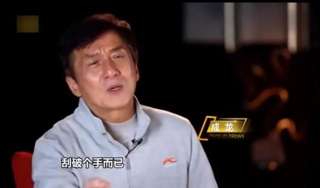 穿耳要在哪(船儿摇过春水不说话是哪首歌的歌词)