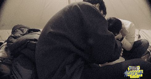 穿耳要在哪(船儿摇过春水不说话是哪首歌的歌词)