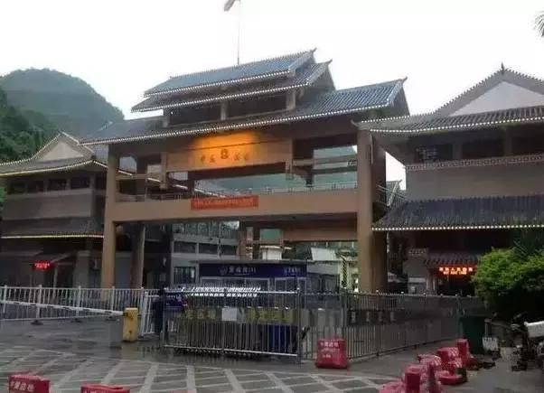 文玩在哪进货(温婉在哪里直播)