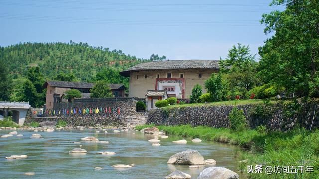 大鱼海棠土楼在哪(大鱼海棠土楼图片高清)