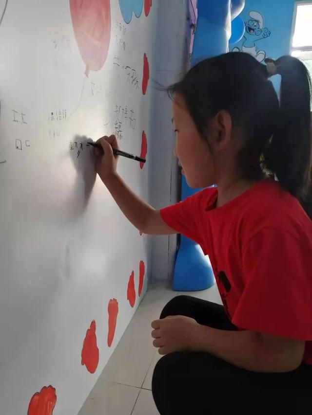 毕业典礼活动方案英语作文(小学毕业典礼活动方案)