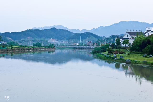 温泉水在哪(创世小玩家2温泉水在哪)