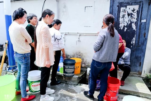 温泉水在哪(创世小玩家2温泉水在哪)