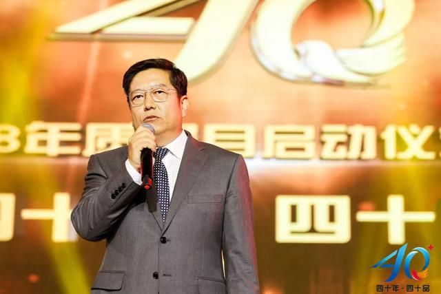 法拉在哪直播(啥直播和法拉秀一样)
